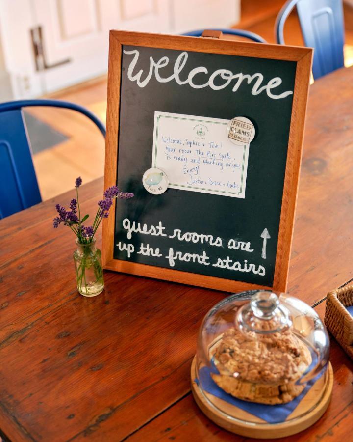 Cedar Hill Farm B & B Essex ภายนอก รูปภาพ